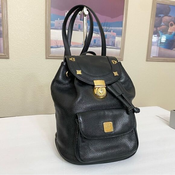 MCM Pebbled Leather Vintage Backpack Black D2037 main image 8